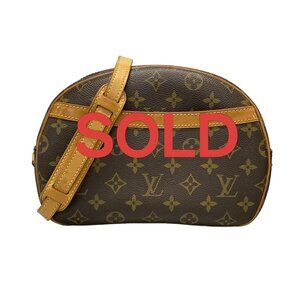 LOUIS VUITTON Blois Monogram Shoulder Bag Monogram Canvas 844-070725
